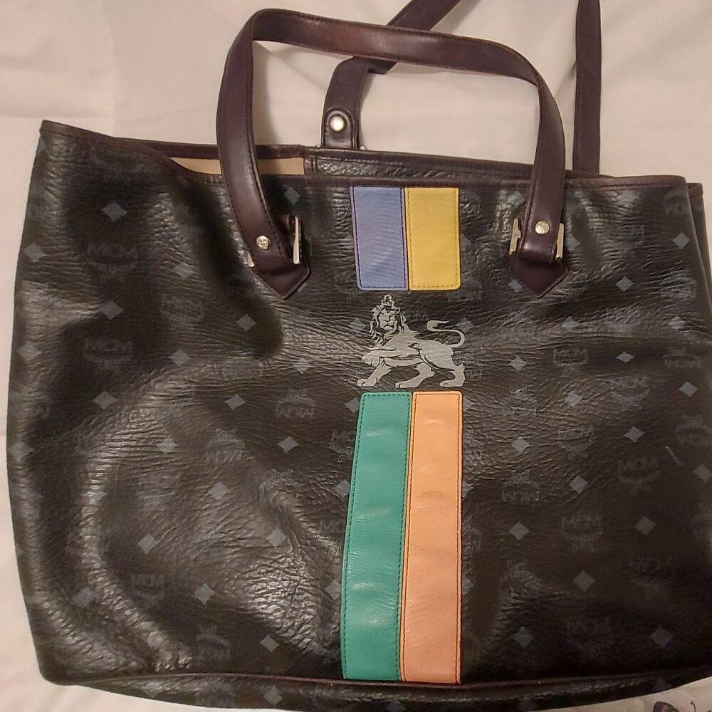 MCM Princess Lion Shopper tote